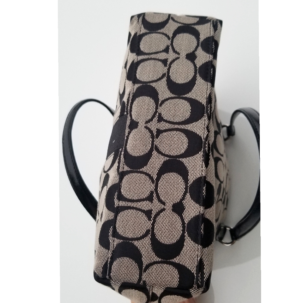 Coach Purse - Picture 2 of 3